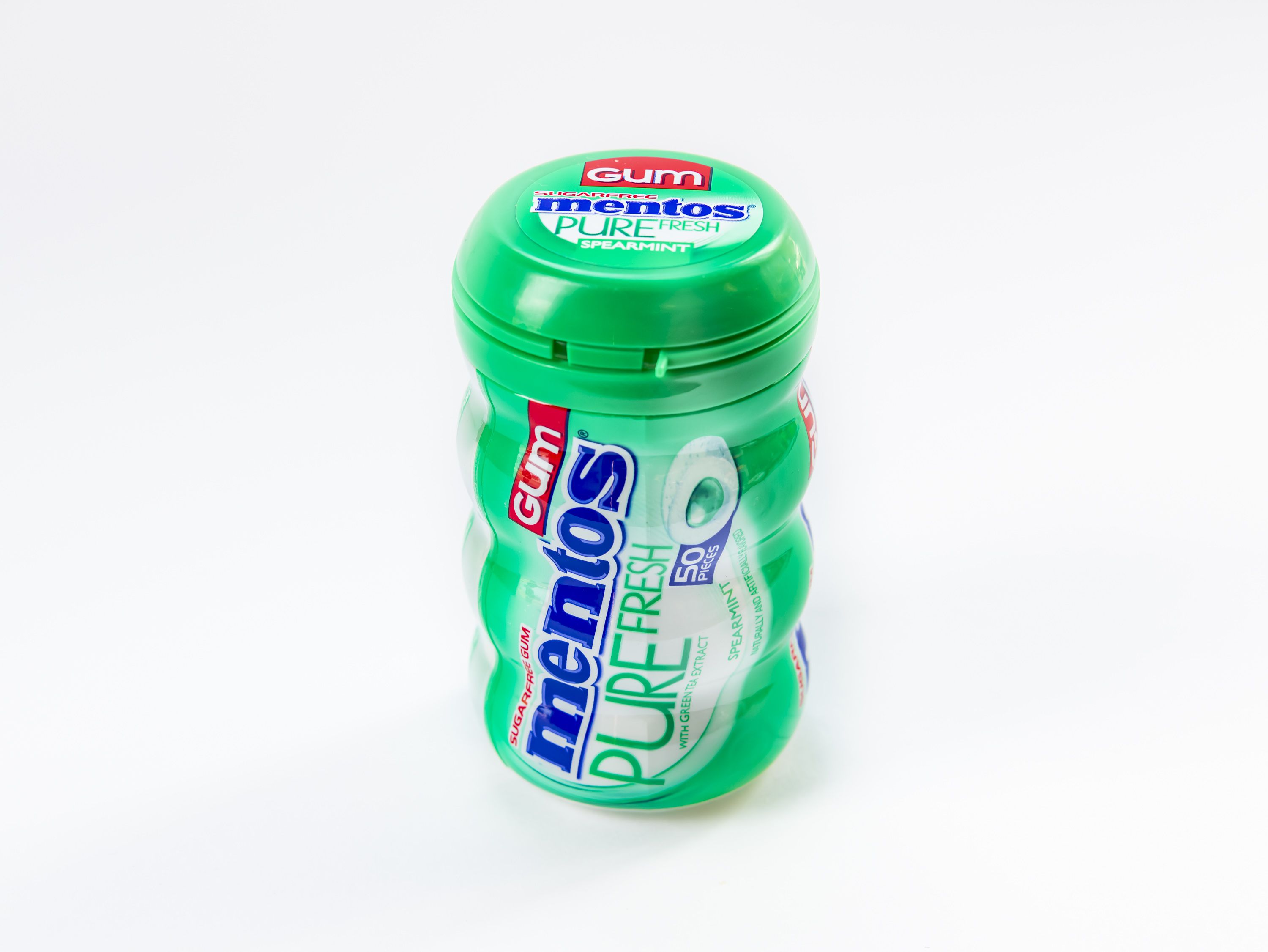 Order Mentos Pure Flesh Spearmint Bottle food online from Loop store, Daly City on bringmethat.com