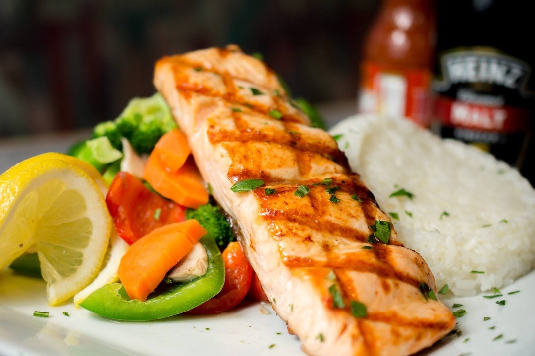 Order GRILLED FRESH SALMON food online from Meeting Street Cafe store, Providence on bringmethat.com