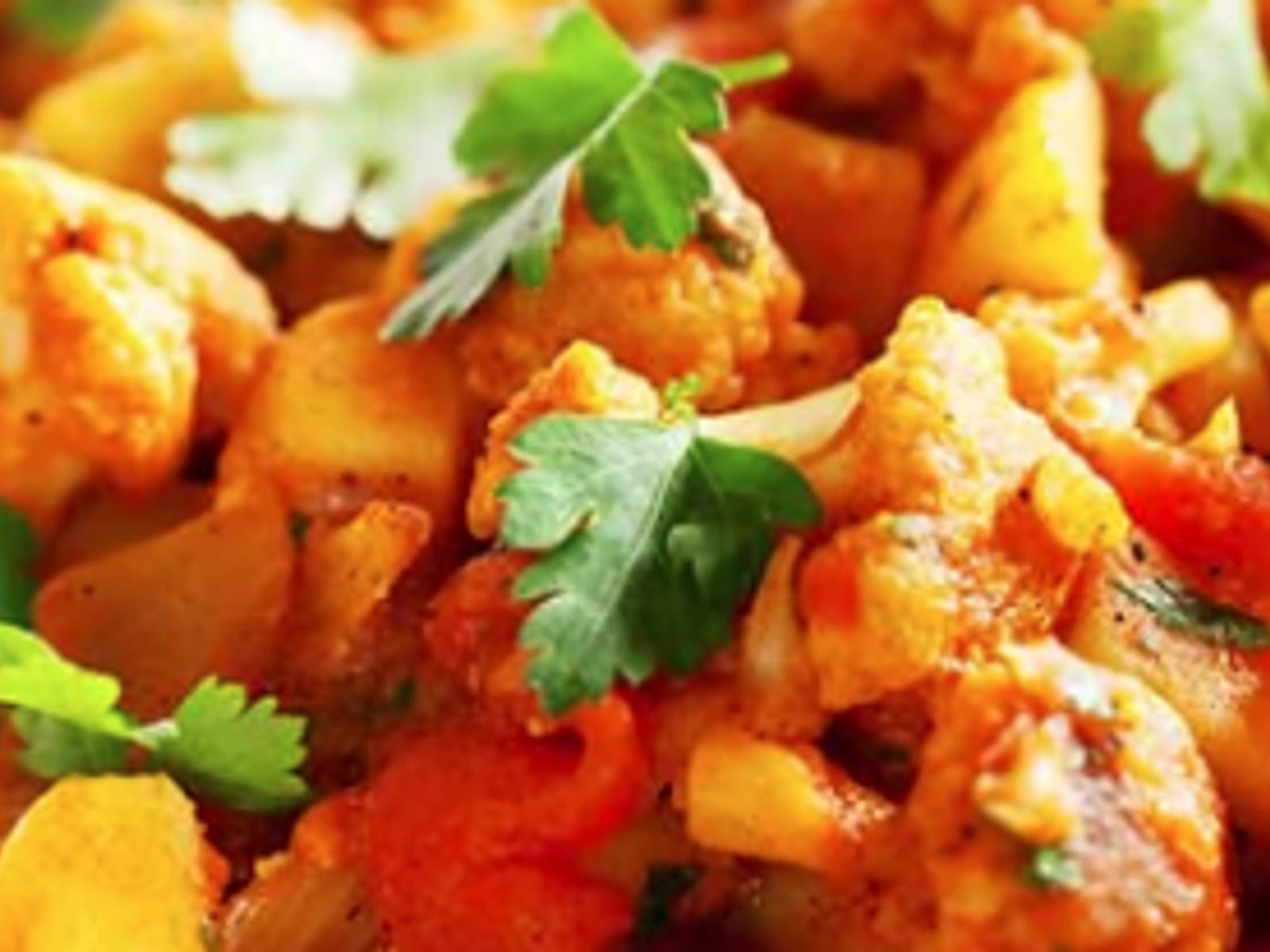 Order Aloo Gobhi Do Piaza food online from Curry Home store, Pittsburgh on bringmethat.com