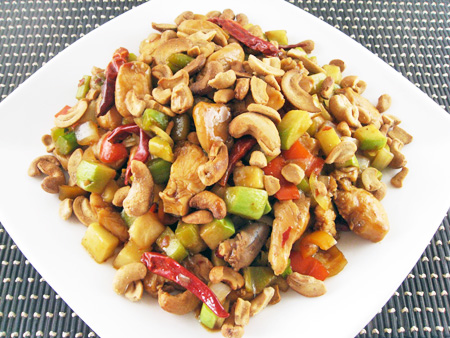 Order 67. Chicken Cashew Nuts food online from New Yee Wo store, Medford on bringmethat.com