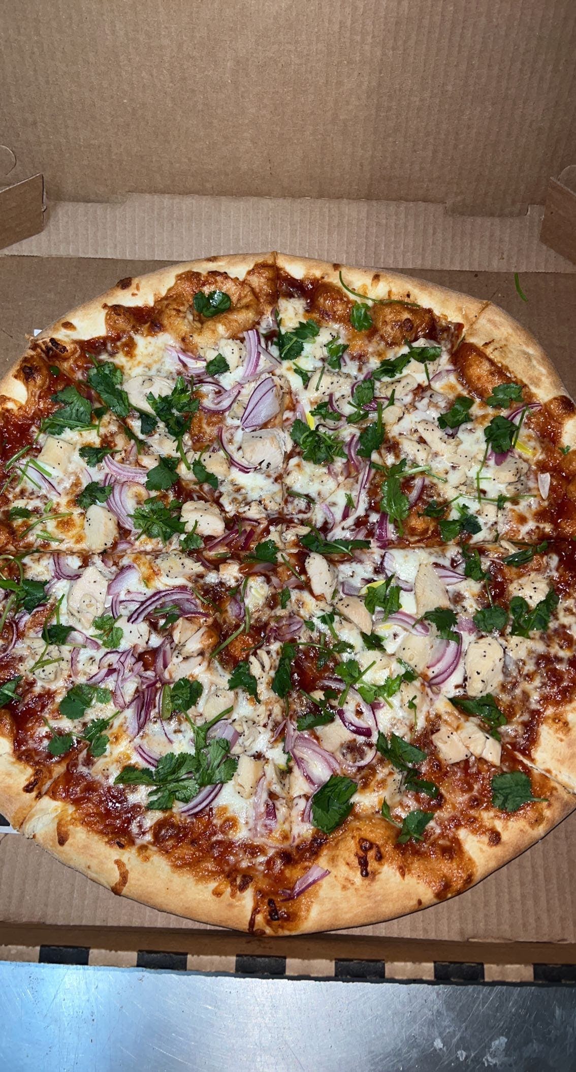 Order BBQ Chicken Pizza - Medium 12'' (6 Slices) food online from K's Bronx Pizzeria and Italian Foods store, Canoga Park on bringmethat.com