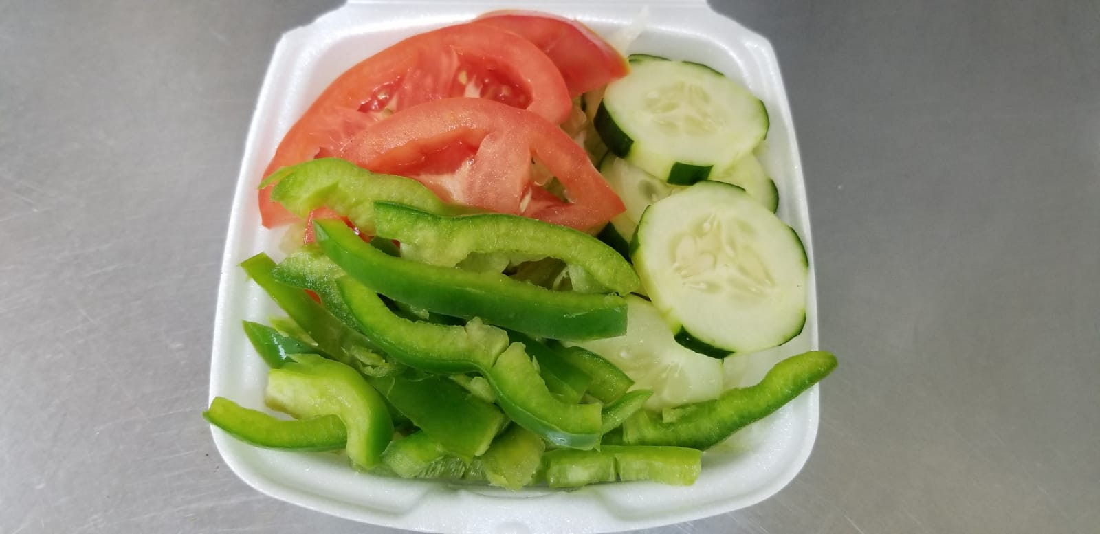 Order Mini Garden Salad food online from Aminas Cafe store, Bronx on bringmethat.com