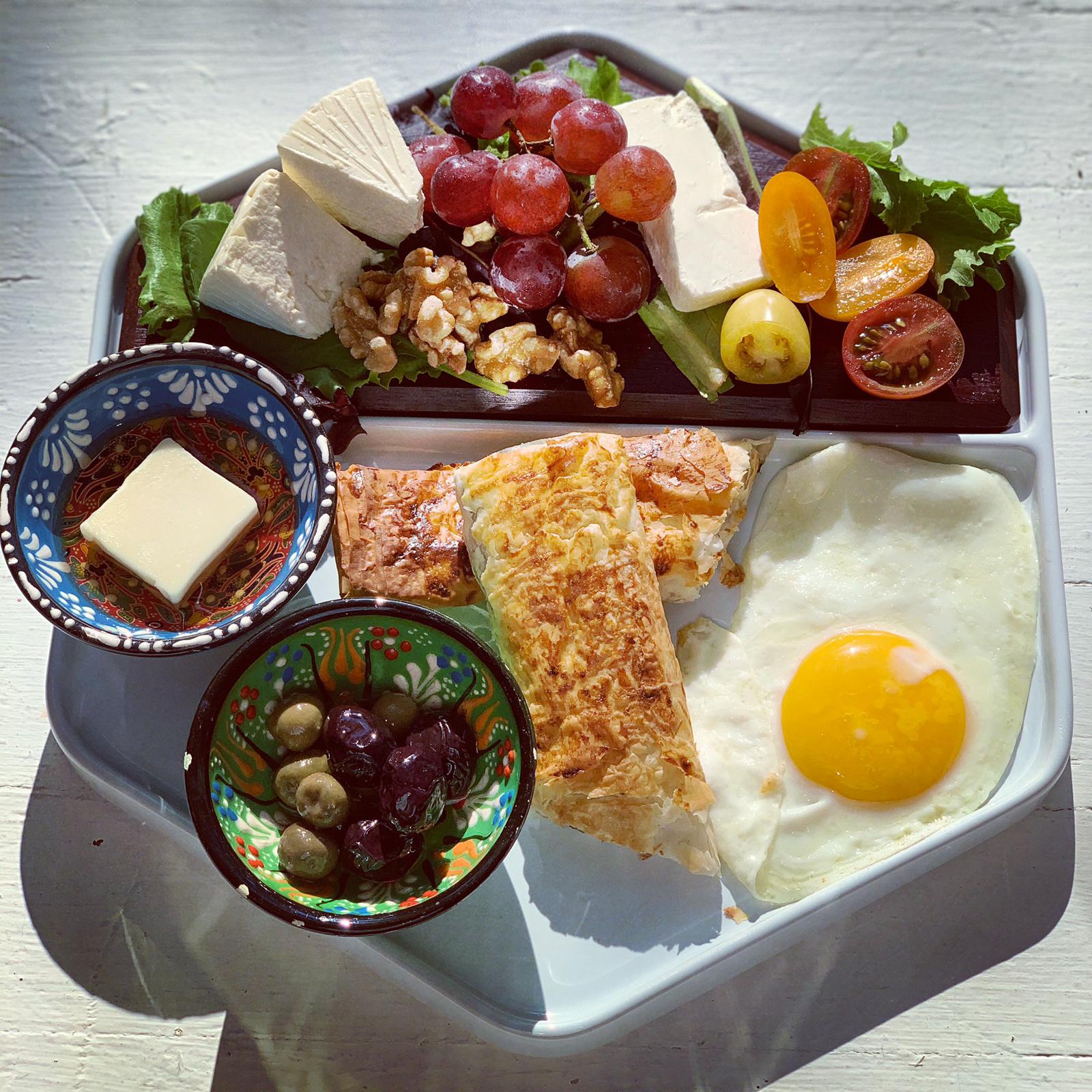 Order Turkish Breakfast Plate food online from Mumu Pastry store, Troy on bringmethat.com