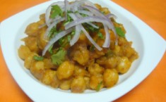 Order Channa Masala food online from Nirlep Indian Restaurant store, Charleston on bringmethat.com