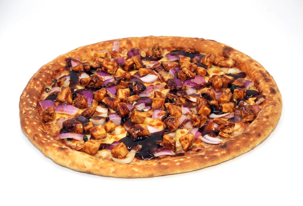 Order Mover's BBQ Chicken Pizza food online from Pizza Movers & Calzones store, Washington on bringmethat.com