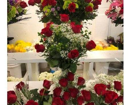 Order Roses Combo 50% off! Huge- 4 Dozen Roses 4 different Colors all in 1 Big Arrangement!  food online from 800 Rose Big Florist Gifts & Desserts store, Newport Beach on bringmethat.com