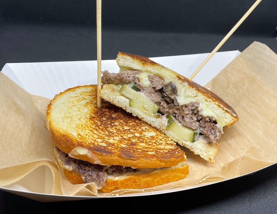 Order PATTY MELT food online from Pat And Gracie Kitchen X Tavern store, Columbus on bringmethat.com