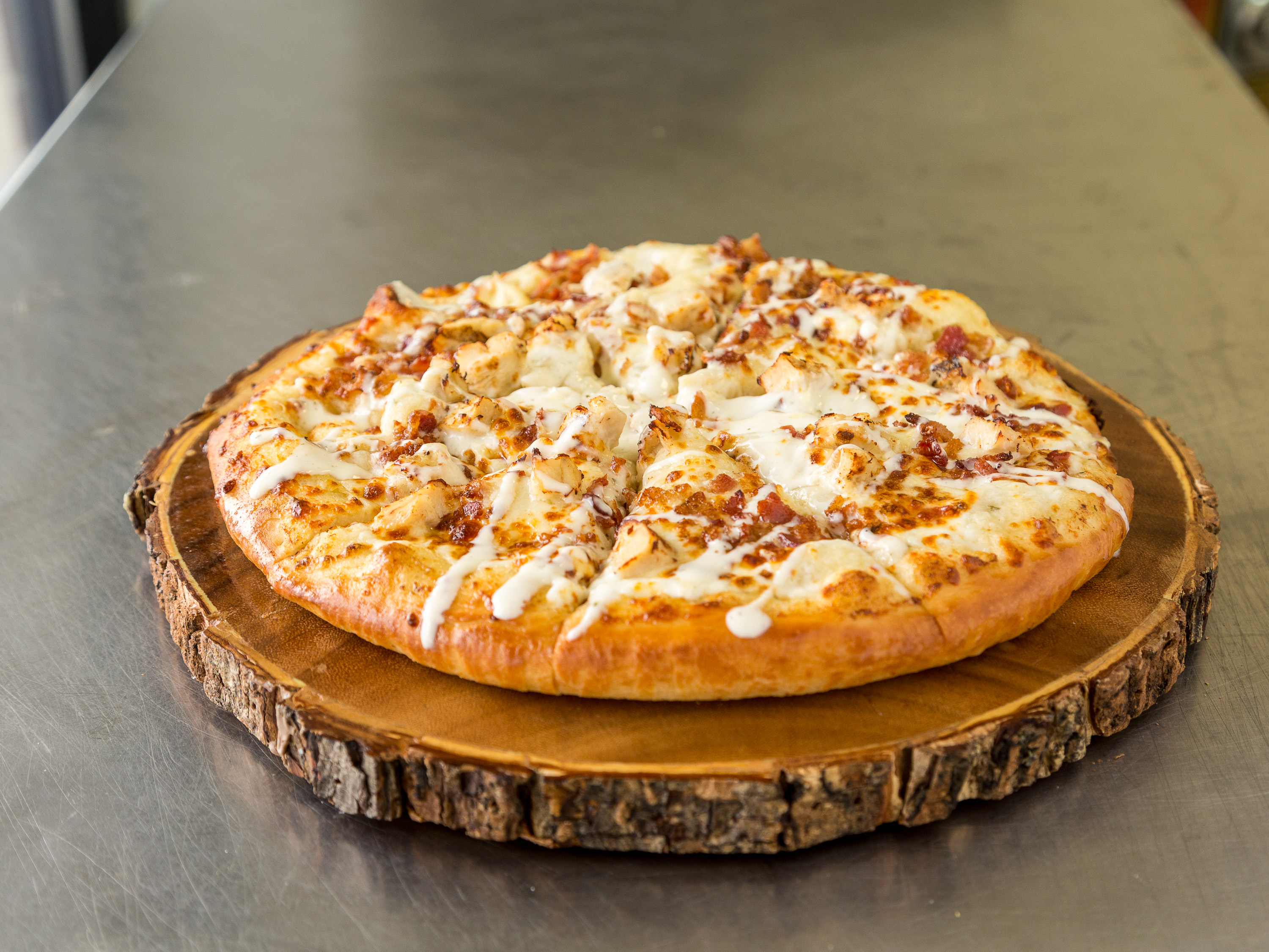 Order Chicken Bacon Ranch Pizza food online from Revolution Pizza store, Willowick on bringmethat.com