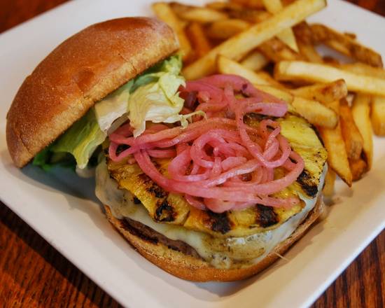 Order ISLAND CHEESEBURGER food online from Tap House Grill store, Lemont on bringmethat.com
