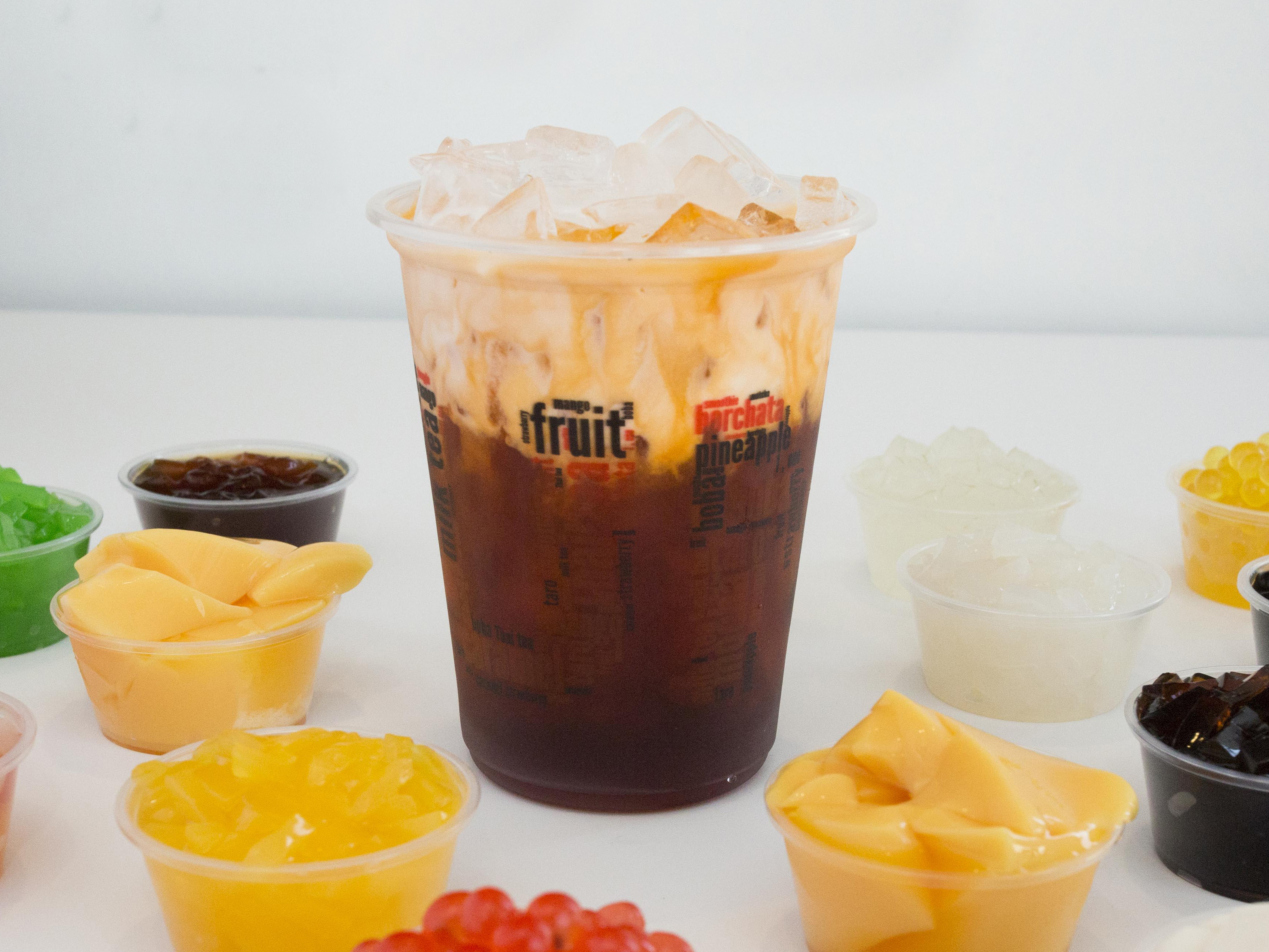 Order Thai Tea Blended Ice 33oz food online from Uno Tea House store, Paramount on bringmethat.com