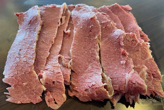 Order Full Pound of Corned Beef food online from Langers Deli store, Los Angeles on bringmethat.com