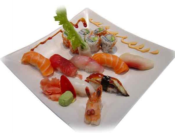 Order B2. Sushi Deluxe food online from Sei Bar store, Everett on bringmethat.com