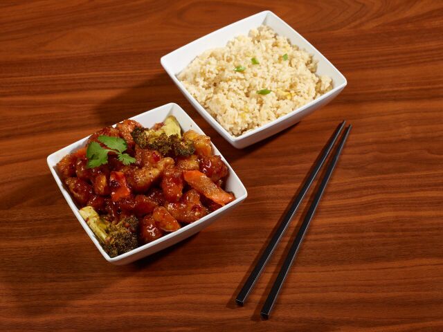 Order General Tao's Chicken food online from Cafe Ambrosia store, Aurora on bringmethat.com
