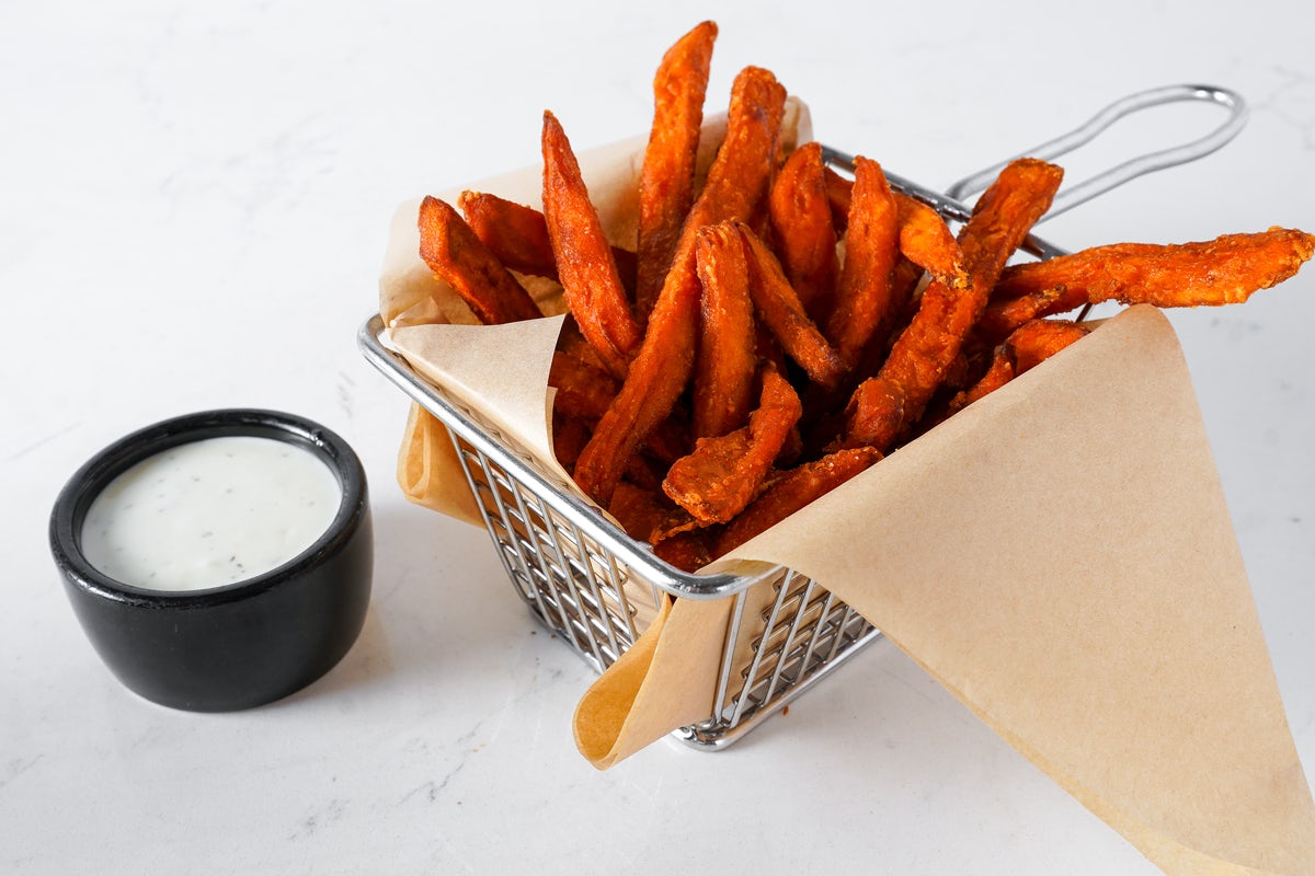 Order Sweet Potato Fries food online from Polly's Pies Restaurant & Bakery store, Norco on bringmethat.com
