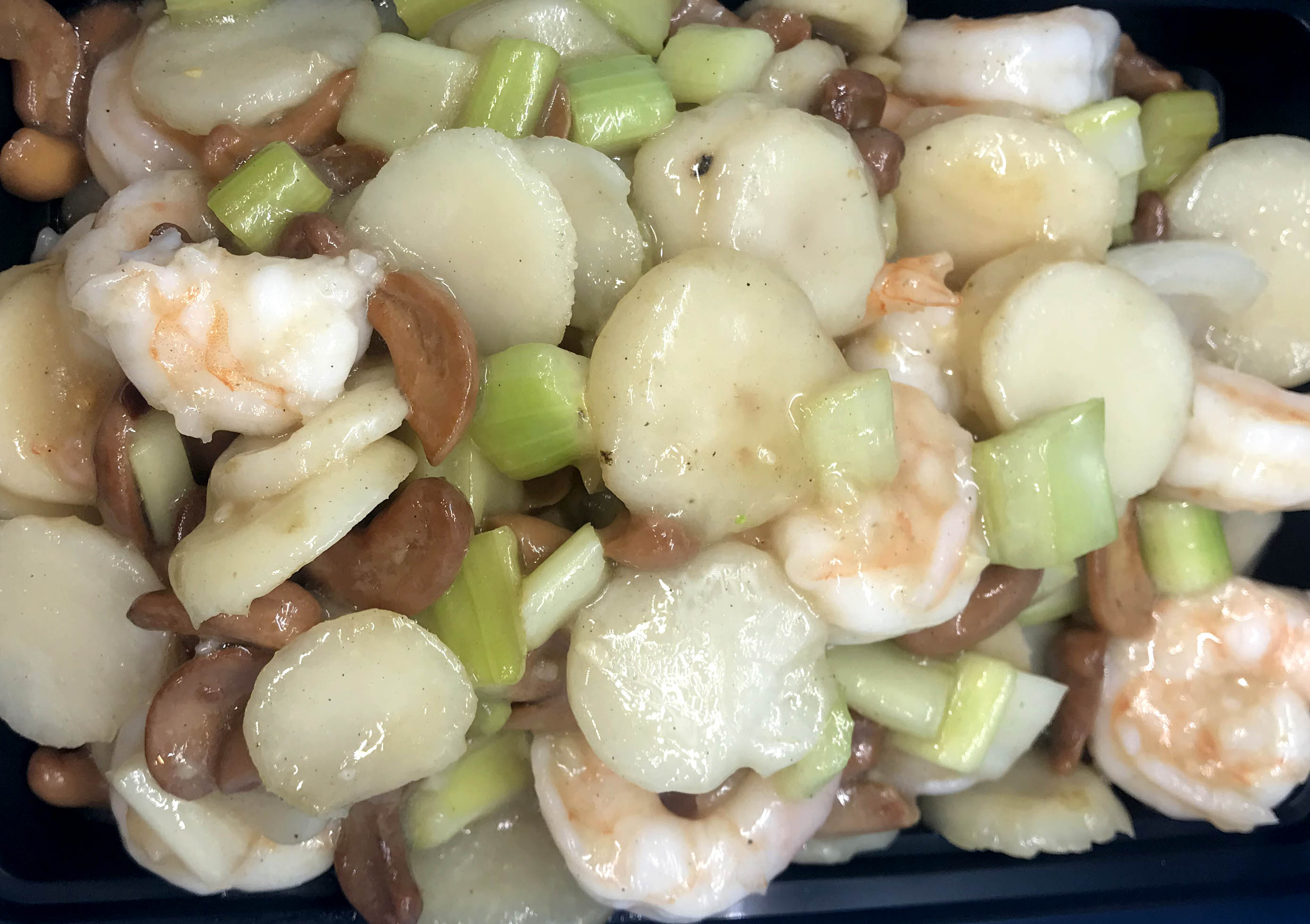 Order G3. Cashew Shrimp  腰果虾仁  food online from Hai master kitchen store, Laguna Woods on bringmethat.com