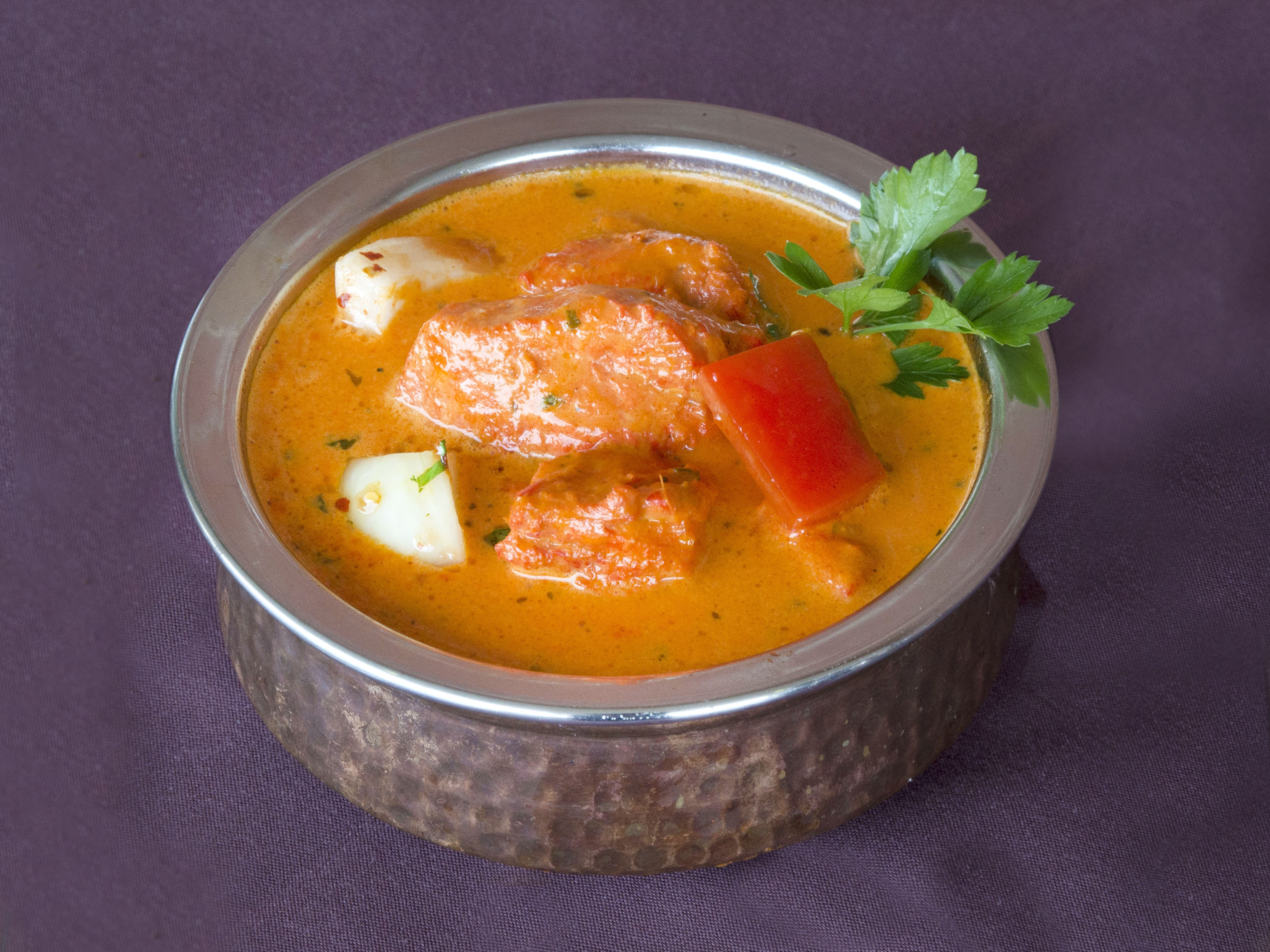 Order Chicken Tikka Masala food online from Shalimar Restaurant store, Latham on bringmethat.com
