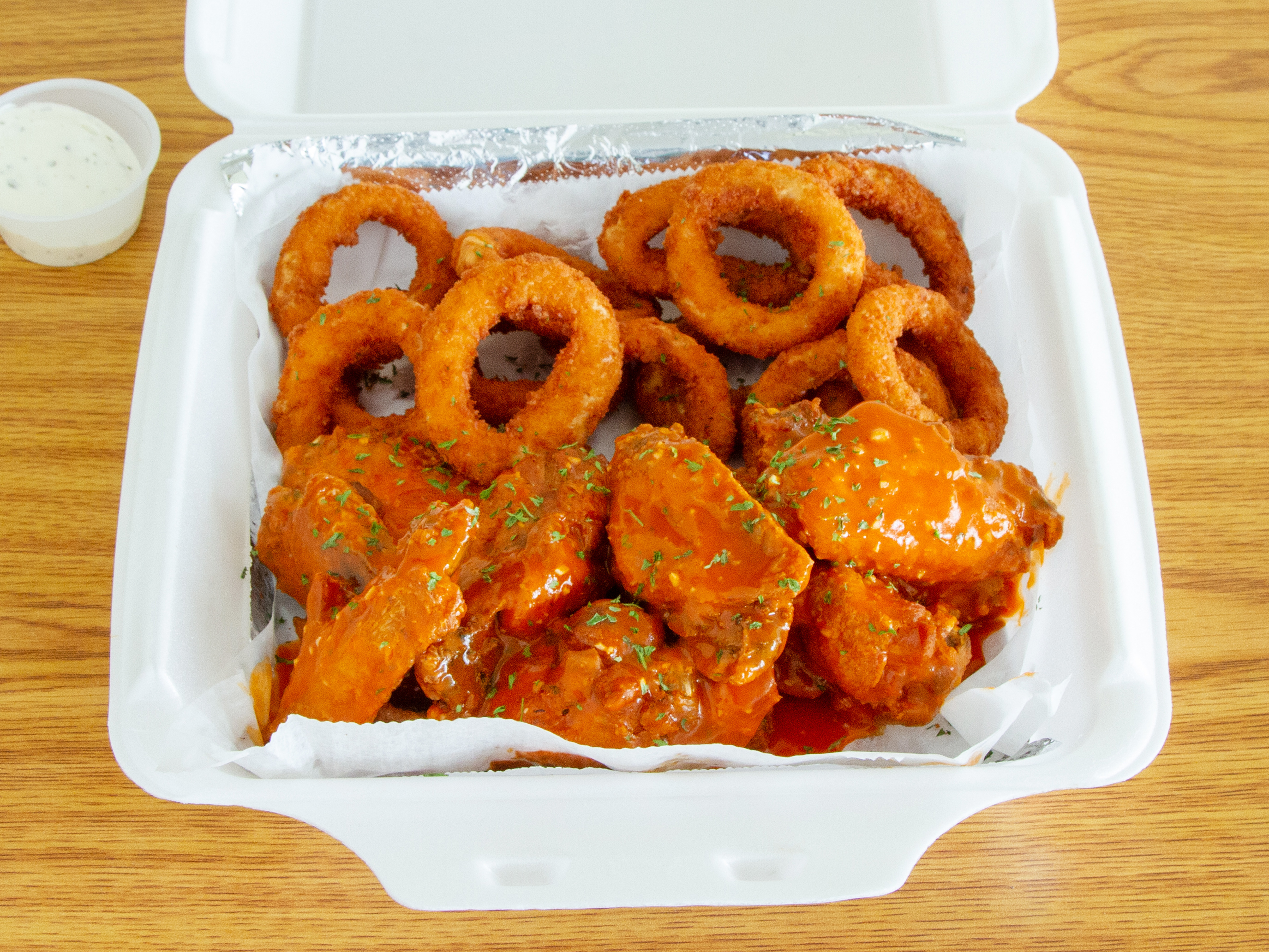 Order (5 pieces) Chicken Wings food online from Marao Burgers store, Framingham on bringmethat.com
