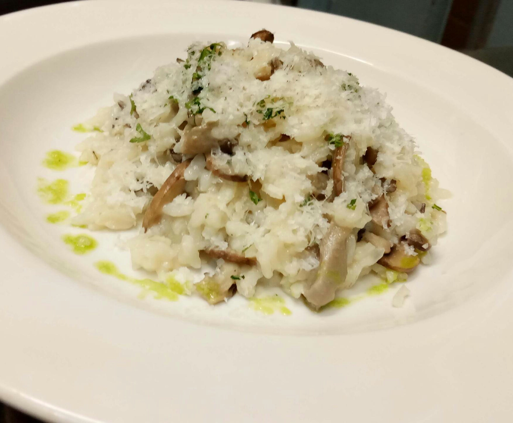 Order Risotto Aux Champignons food online from Tartine store, New York on bringmethat.com