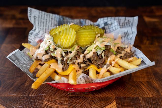 Order Loaded Big Poppa Fries food online from Lefty's Cheesesteaks store, Detroit on bringmethat.com