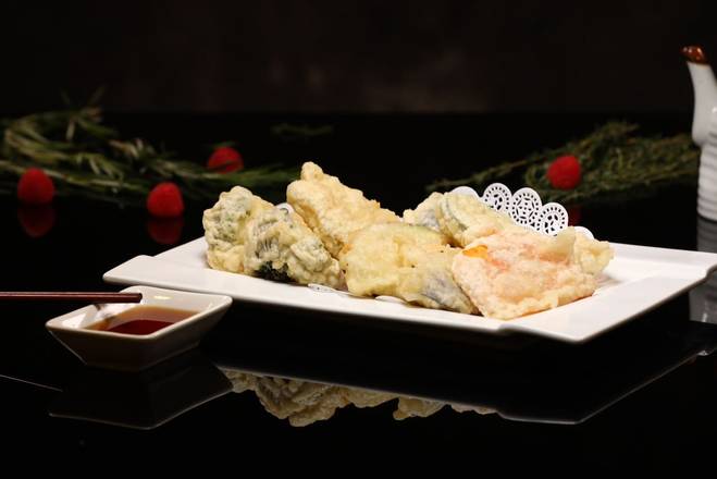 Order A05. 6 Pieces Vegetable Tempura food online from My Sushi Japanese Restaurant store, Middle Village on bringmethat.com