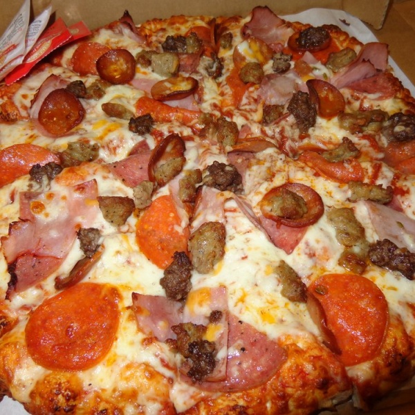 Order Meat-E-Or Pizza food online from Straw Hat Pizza store, Hayward on bringmethat.com