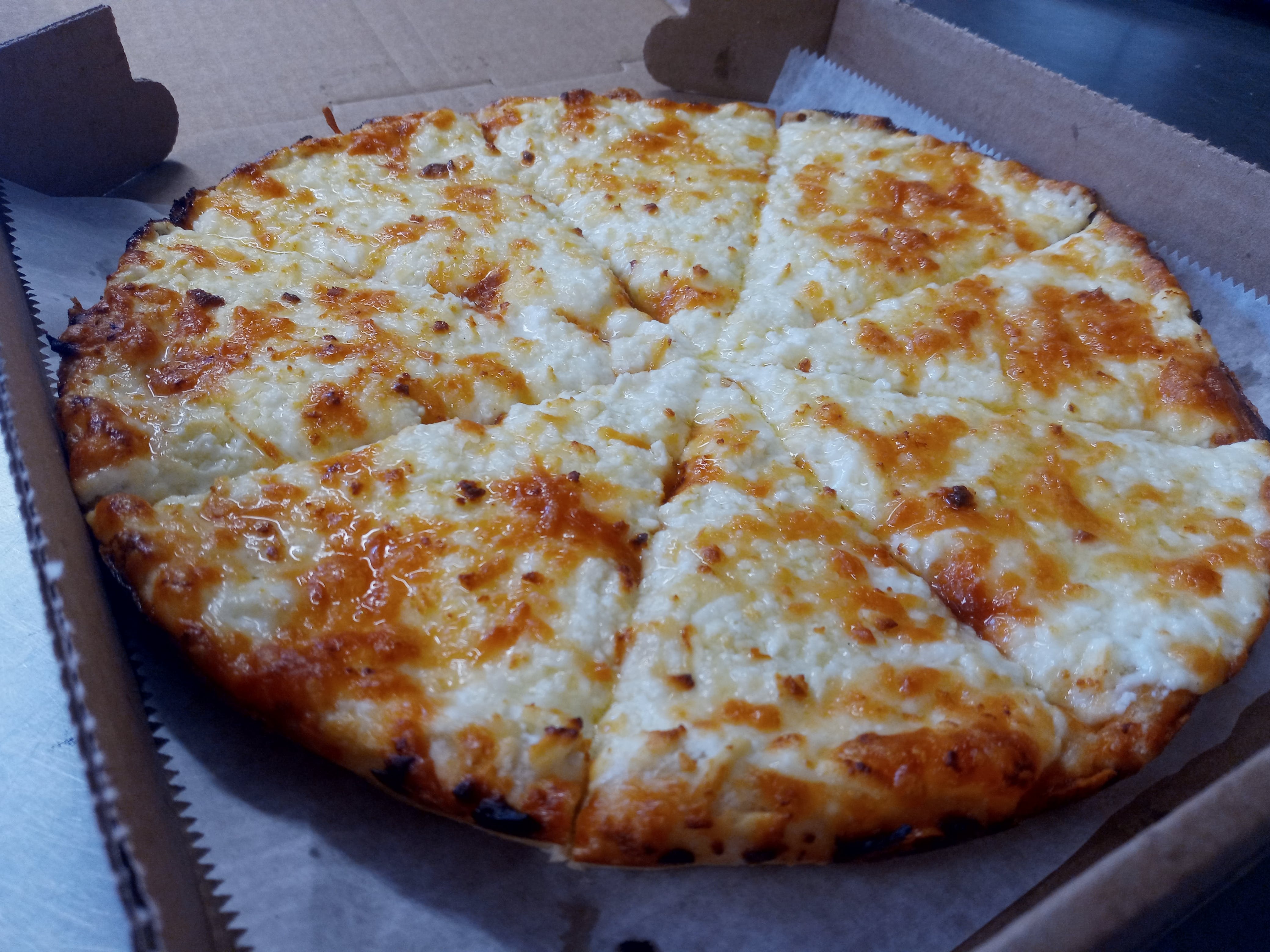 Order Cheese Lover Pizza - Small 10'' food online from Bryantville Pizza Kitchen store, Pembroke on bringmethat.com