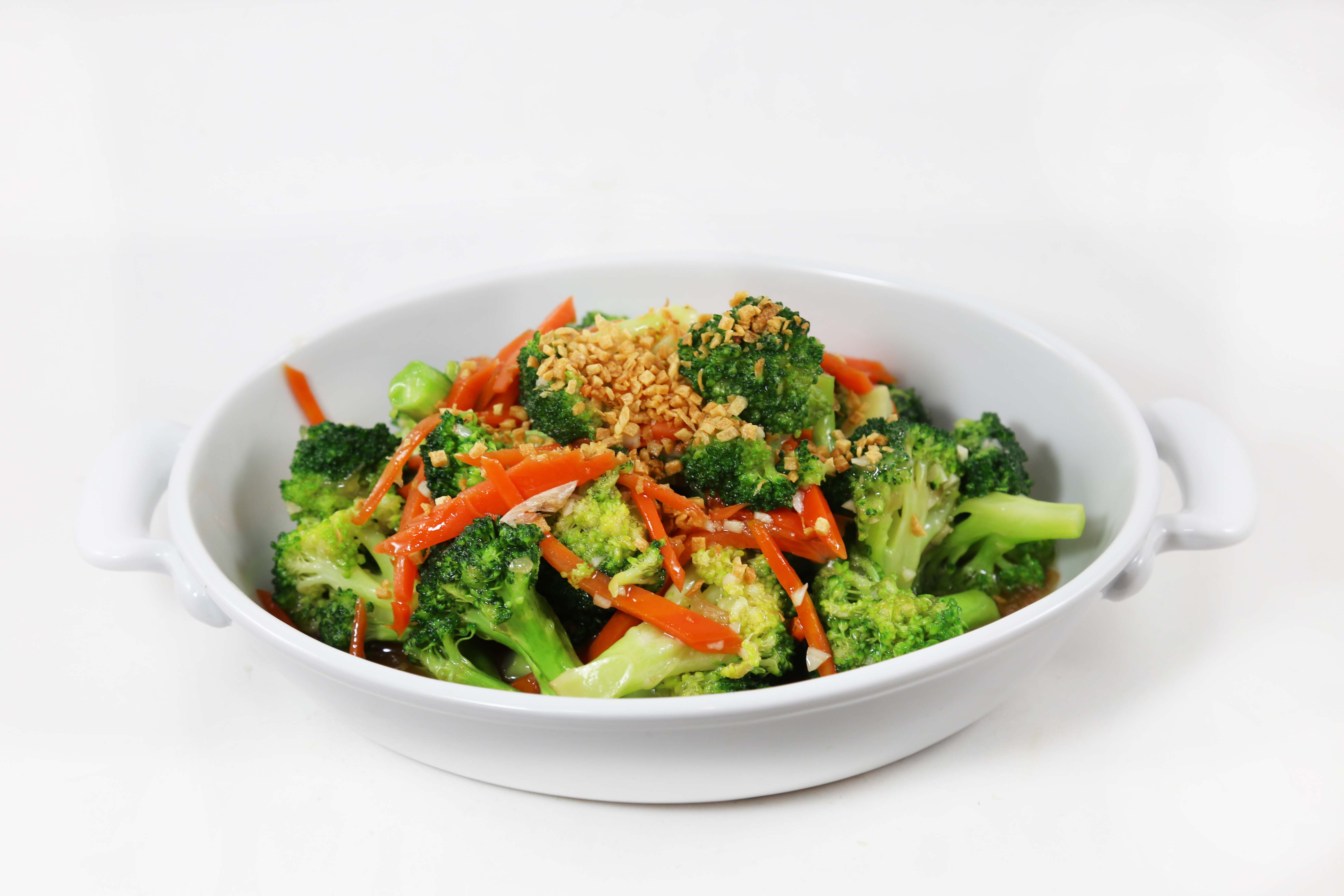 Order 71. Stir-fried Broccoli with Oyster Sauce food online from Eto'O Modern Asian Cuisine store, Chicago on bringmethat.com