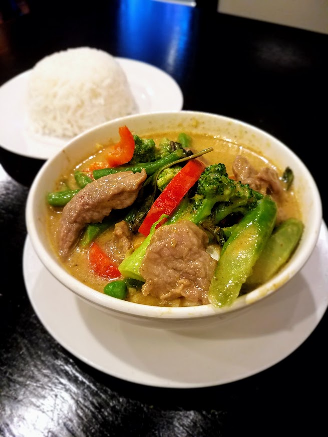 Order 15. Yellow Curry food online from Noodlemii store, Diamond Bar on bringmethat.com