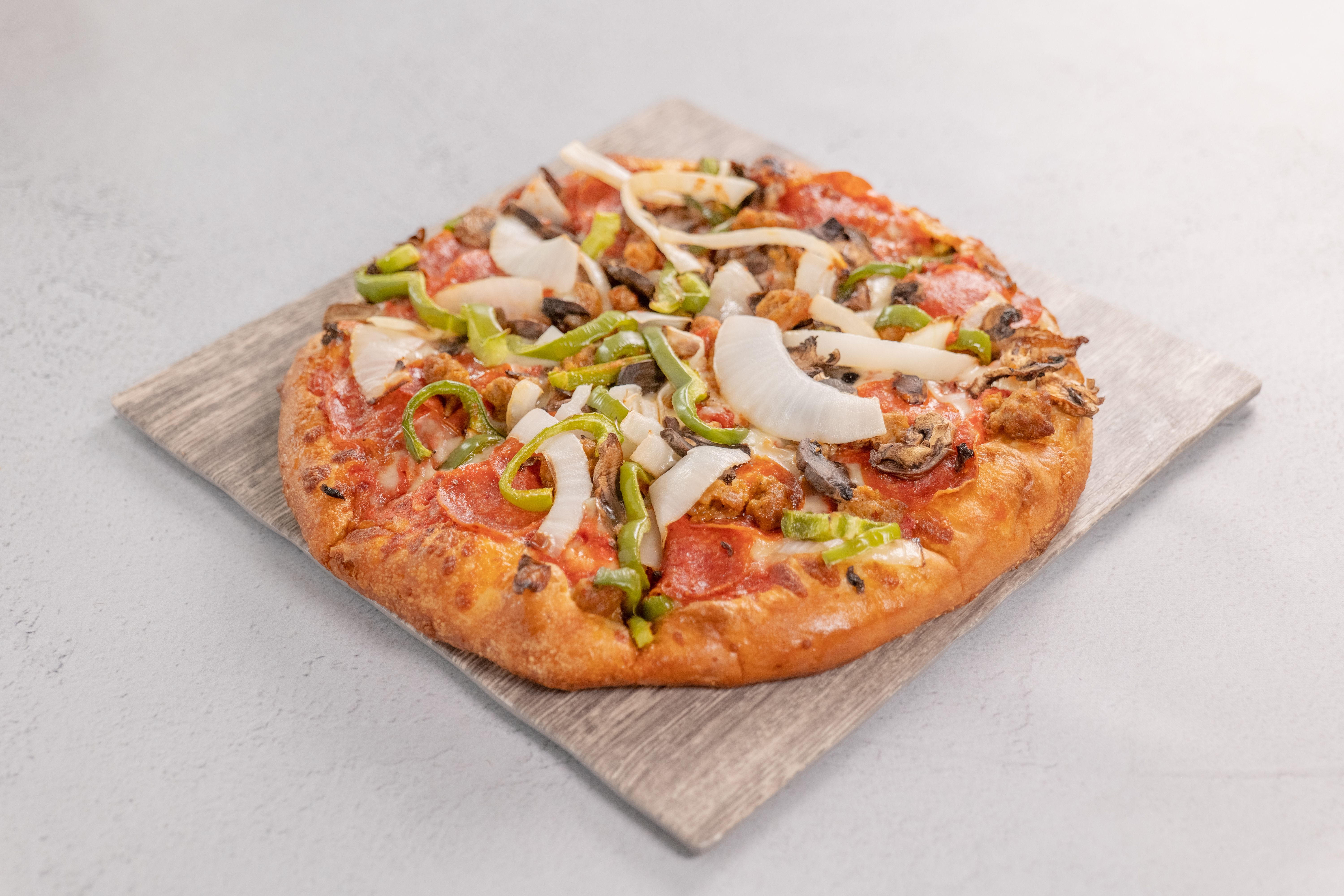 Order Special Pizza food online from Avila's Pizza store, Lakewood on bringmethat.com