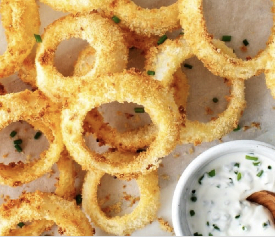 Order Onion Rings food online from Milano Pizza store, Tracy on bringmethat.com