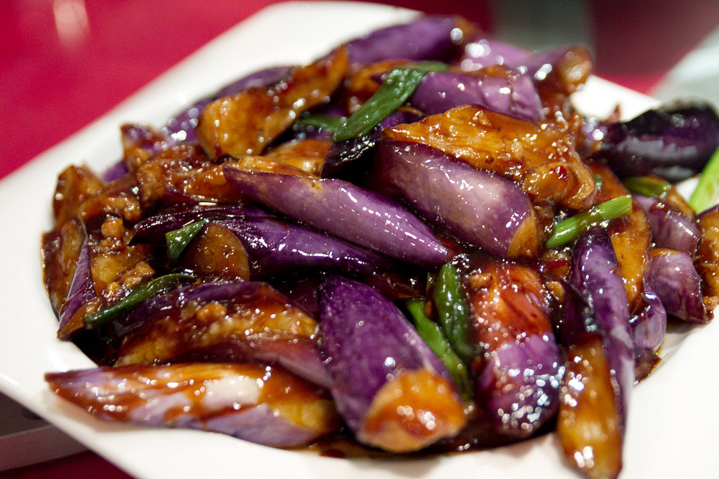 Order V5. Eggplant with Garlic Sauce food online from China First store, Seattle on bringmethat.com