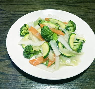 Order Mixed Veggies food online from Chinese Kitchen Sushi & Grill store, Chicago on bringmethat.com