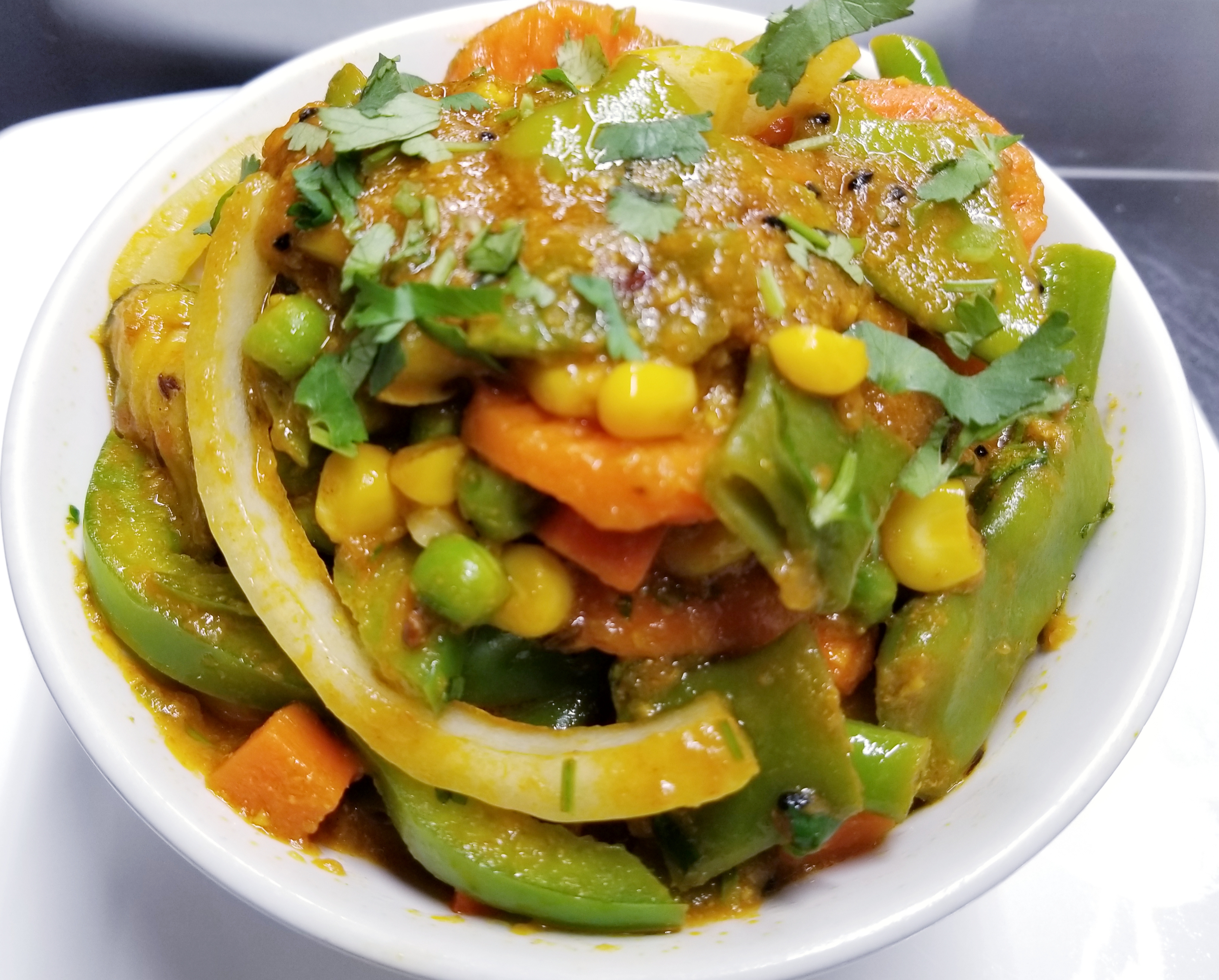 Order Vegetable Jalfrezi food online from Maroosh Halal Cuisine store, Upper Darby on bringmethat.com