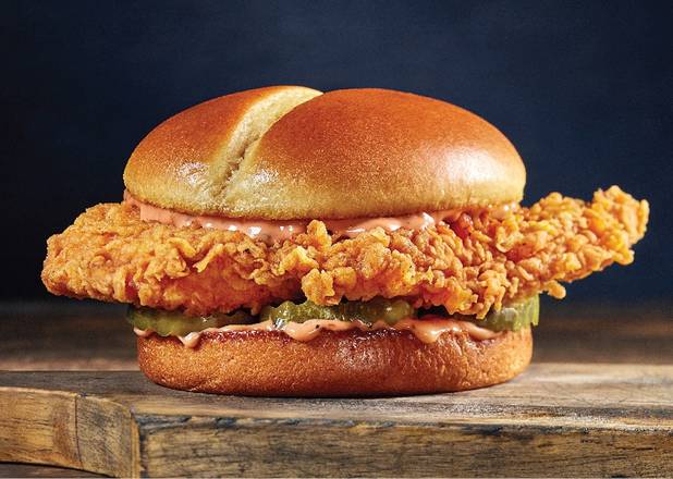 Order Zaxby's® Signature Sandwich food online from Zaxby's store, Oakwood on bringmethat.com