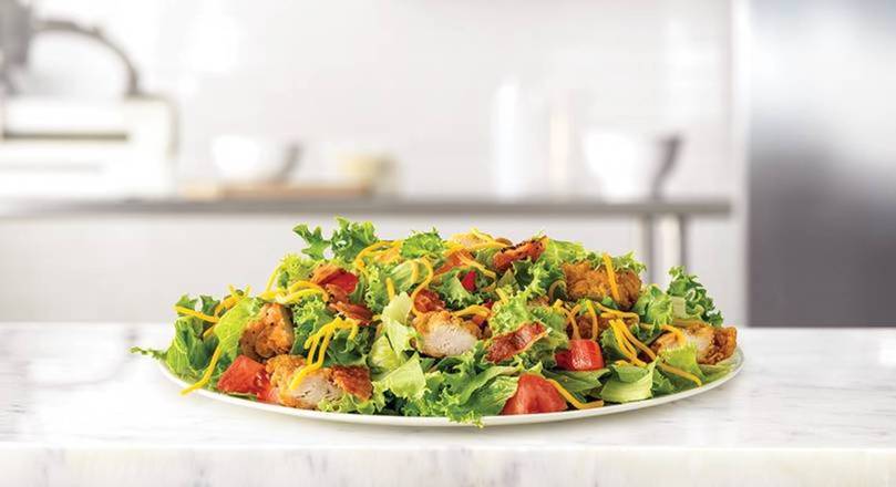 Order Crispy Chicken Salad food online from Fresh Set store, Mechanicsburg on bringmethat.com