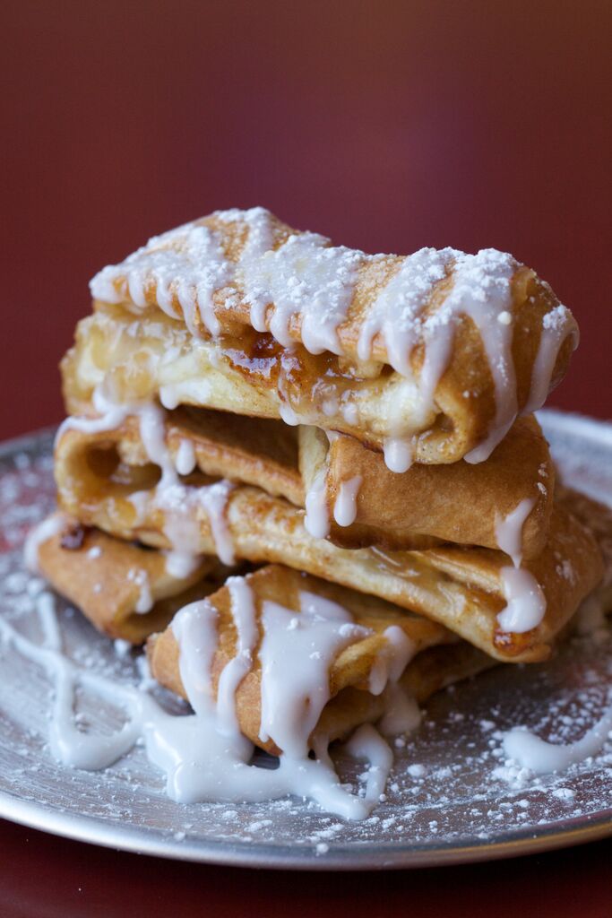Order Apple Strudel food online from DoubleDave's Pizza Works store, Austin on bringmethat.com