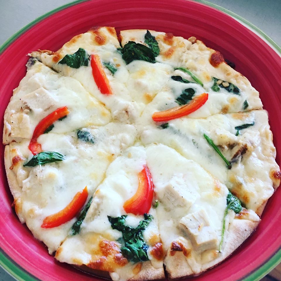 Order Chicken Alfredo Pizza food online from Angelos Pizza store, South Saint Paul on bringmethat.com