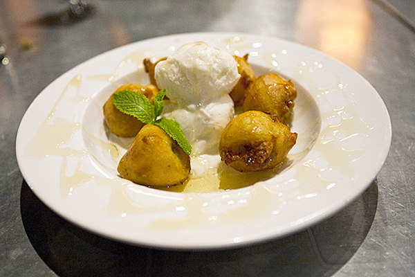 Order Fried Banana with Ice Cream food online from Ploy Ii-Thai Cuisine store, San Francisco on bringmethat.com
