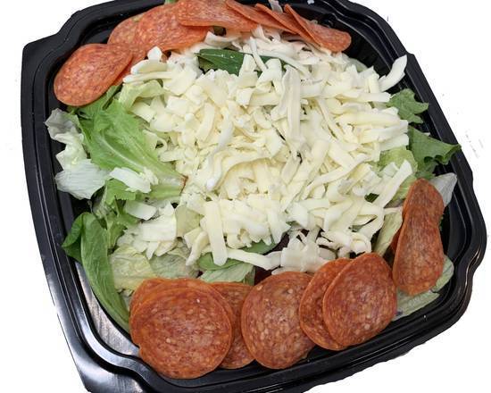 Order Master House Salad food online from Master Pizza store, Chagrin Falls on bringmethat.com