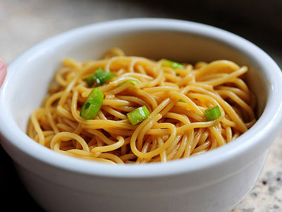 Order Side Lo Mein food online from Foo Asian Grill & Bubble Tea store, Irving on bringmethat.com