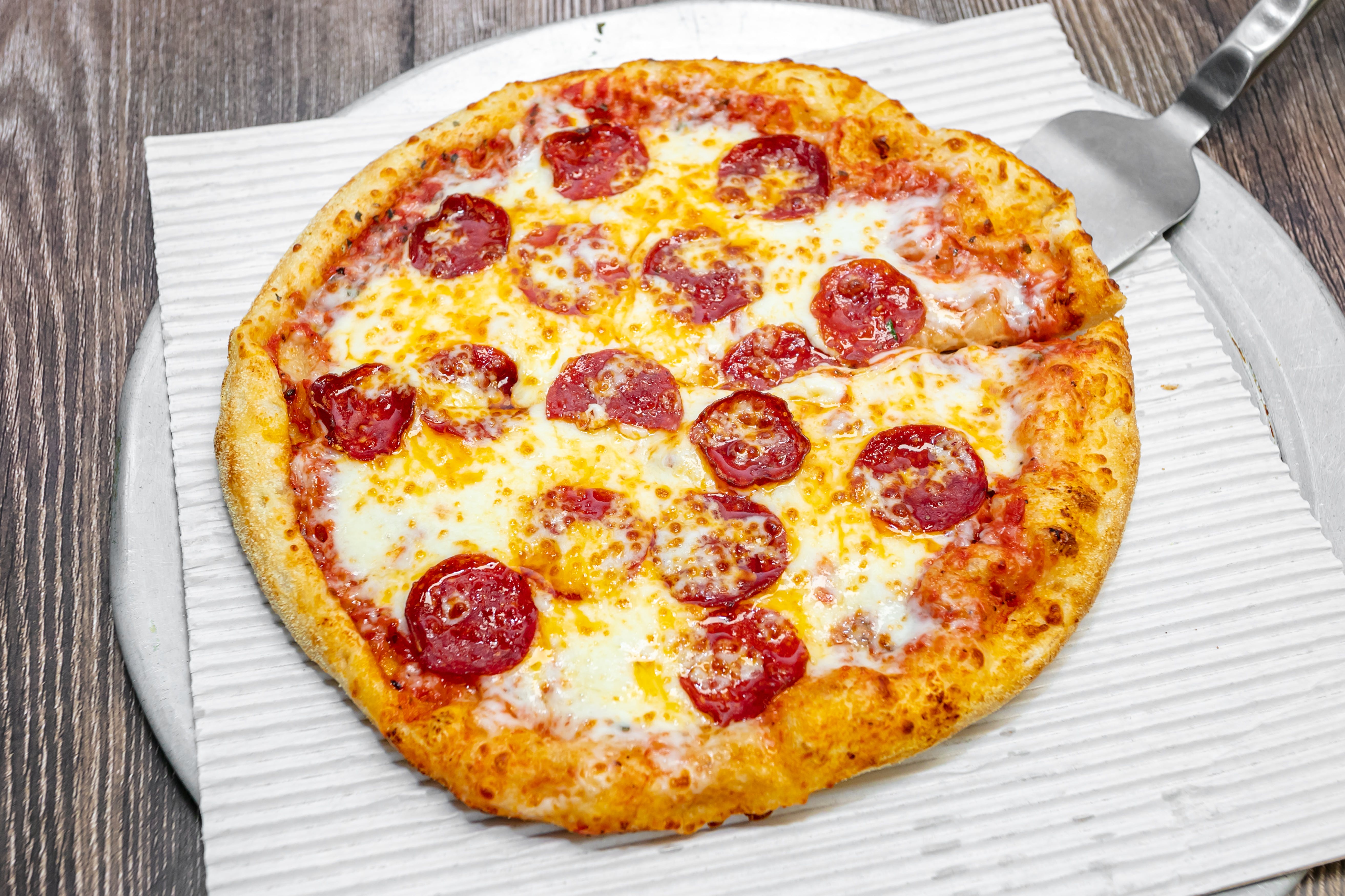 Order Pepperoni Powerhouse Pizza - Small 10'' (4 Slices) food online from Star Pizza store, Roswell on bringmethat.com