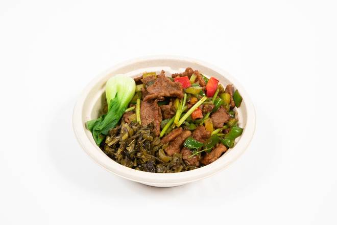 Order S11. Hunan Style Sauteed Beef 小炒黄牛肉 food online from Silky Kitchen store, New York on bringmethat.com