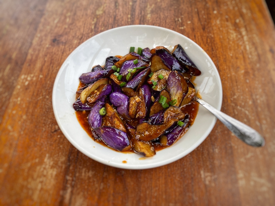 Order Eggplant With Garlic Sauce (Large) food online from Burma Superstar store, San Francisco on bringmethat.com