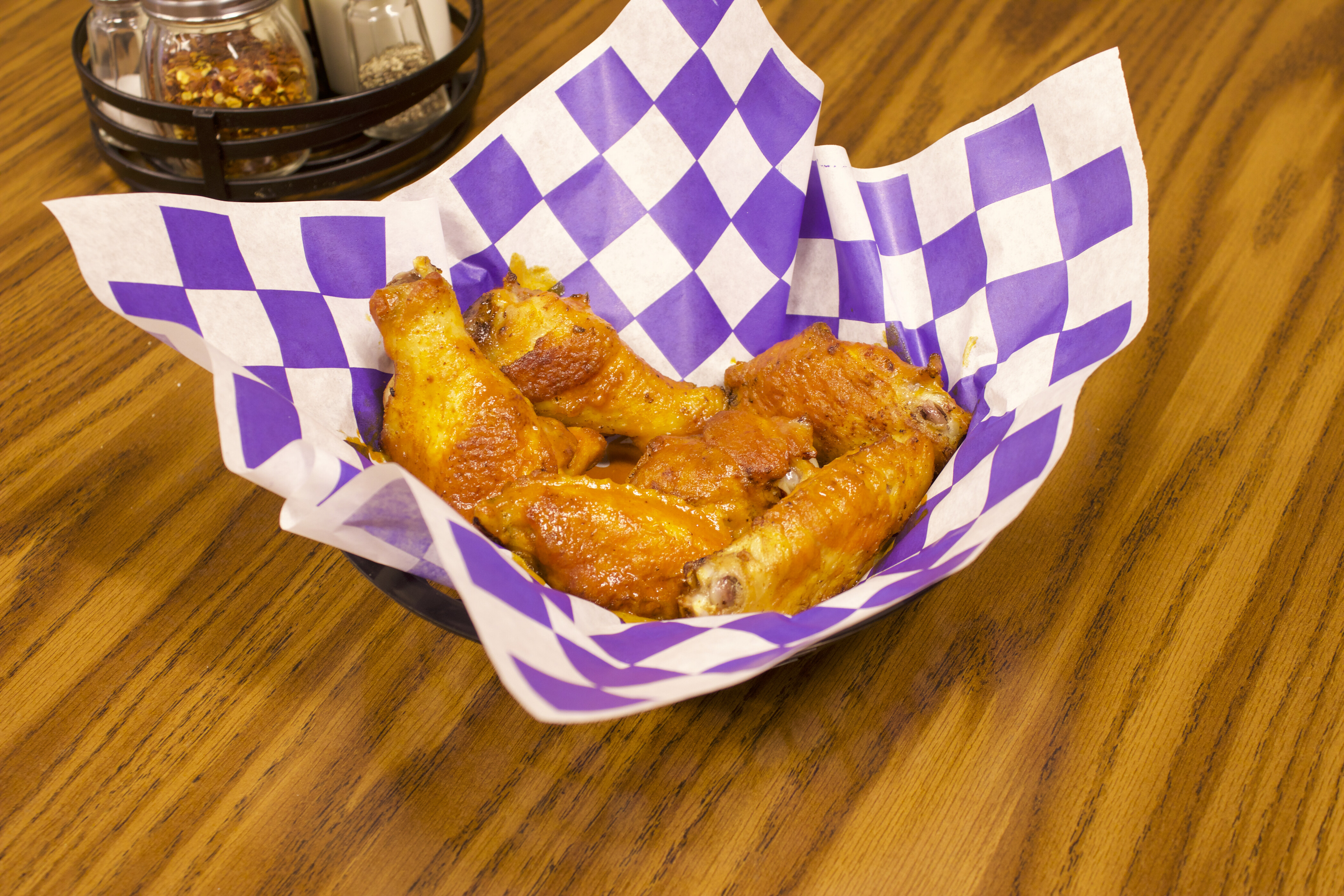 Order Chicken Bites with Dipping Sauce food online from Ny Pizza store, Lincoln on bringmethat.com