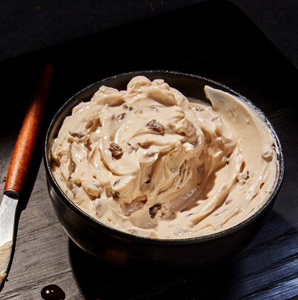 Order Honey Walnut Cream Cheese Tub food online from Panera Bread store, Howell Township on bringmethat.com