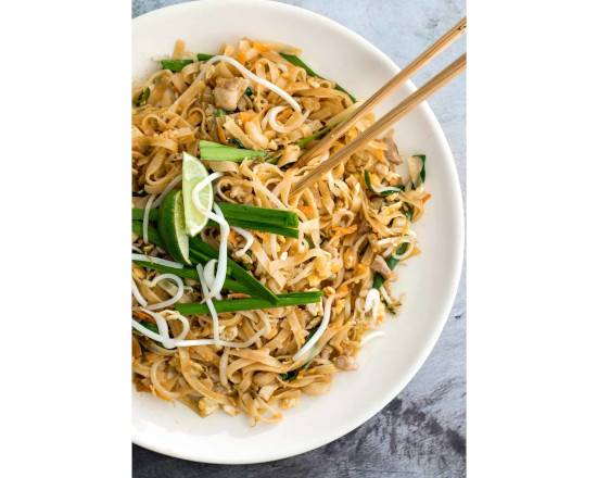 Order Chicken Pad Thai food online from Noodle House Asia store, Las Vegas on bringmethat.com