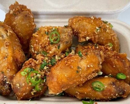 Order Salt & Pepper Chicken Wings (8pc) food online from Little Chef Chinese Takeout @Aztec Food Hub store, San Diego on bringmethat.com