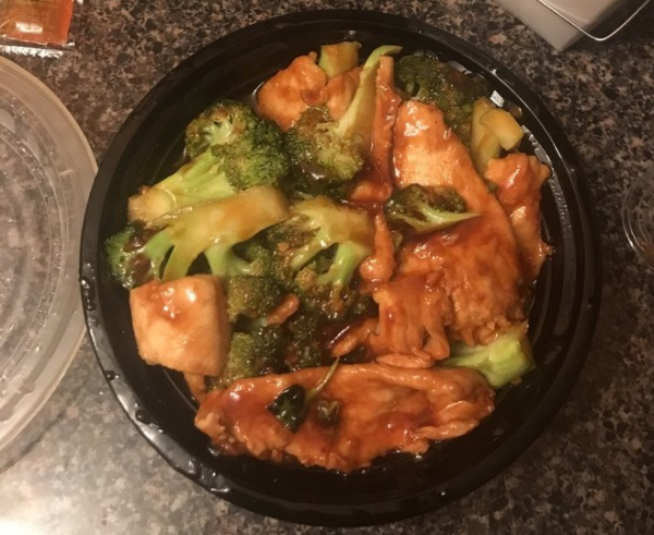 Order 46. Chicken with Broccoli food online from Tasty Fusion store, Lyndhurst on bringmethat.com