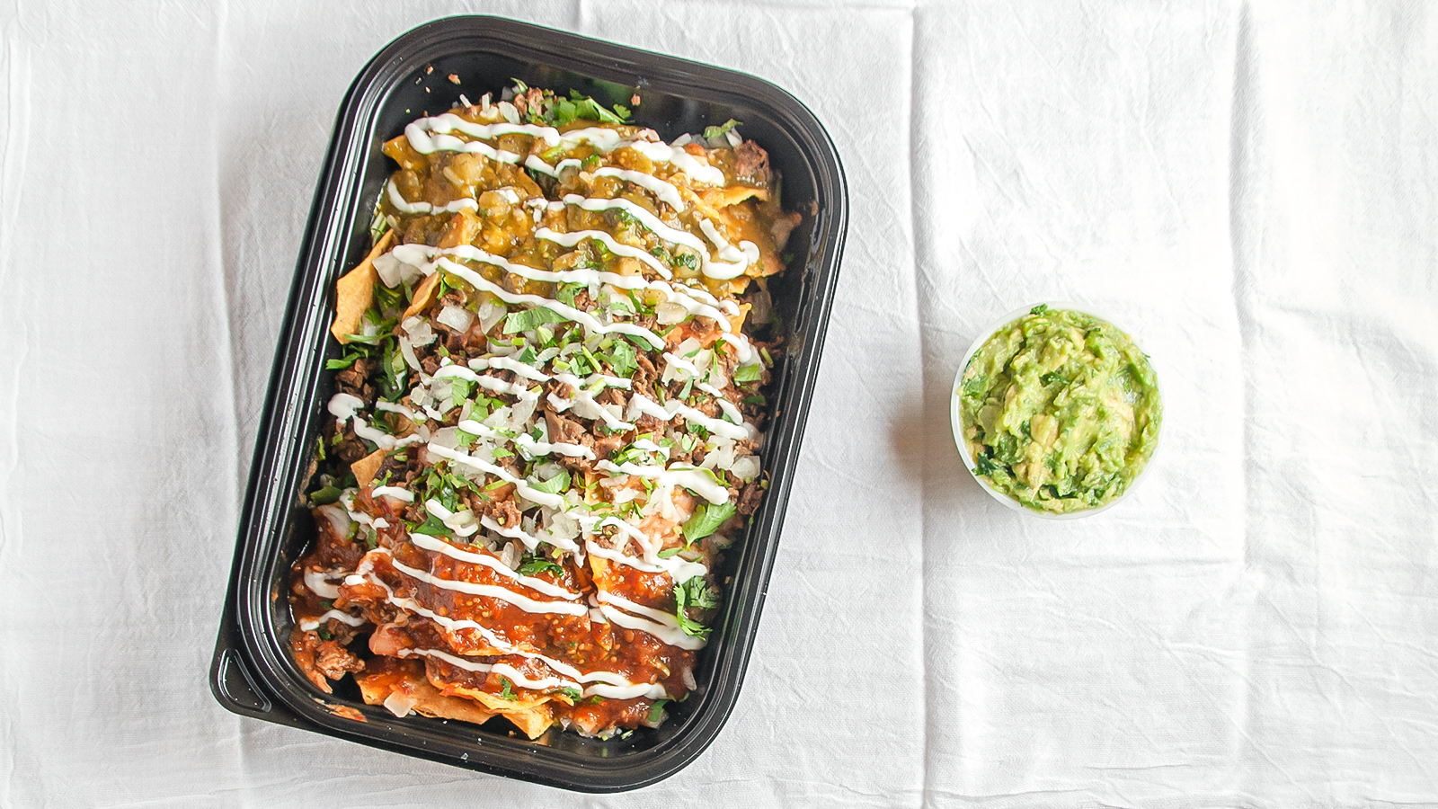 Order Nachos with Meat food online from Taqueria De Anda store, Lake Forest on bringmethat.com