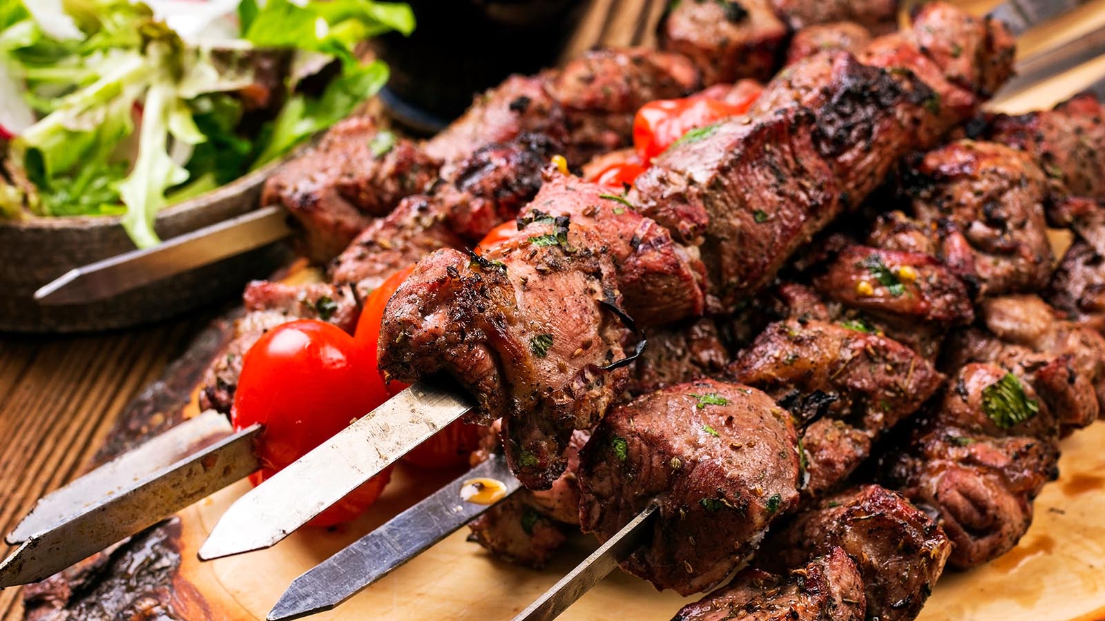 Order Beef Kebab Bowl food online from Gyro Oasis Deli & Grill store, Irving on bringmethat.com